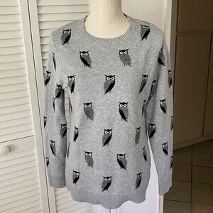 Charter Club Grey & Black Owls sweater w/ rhinestones. Size M Cotton Blend EUC
